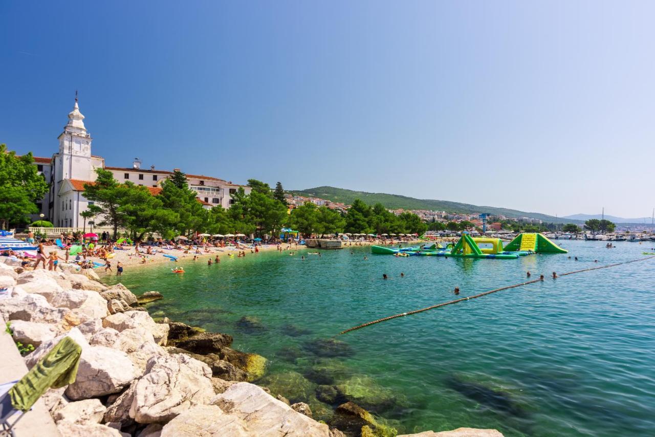 Apartments Marija Crikvenica Buitenkant foto